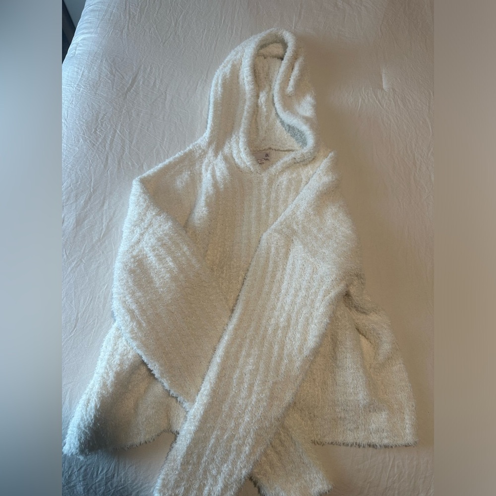 White sweater from kohls